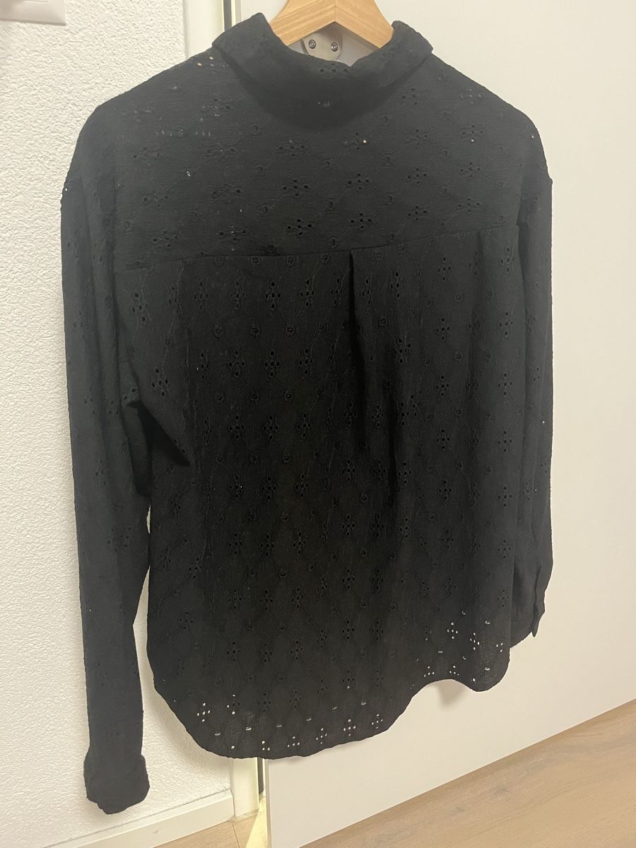Blusen: Hemd schwarz mit Lochmuster S neu – Neu (gemäss Beschreibung) aus Birrwil von vanyboo 3