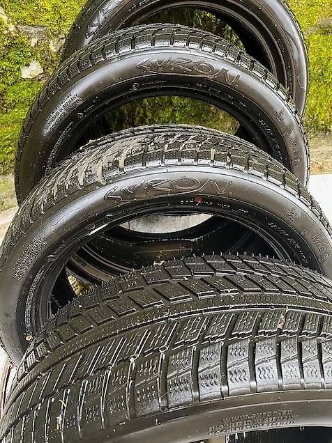 Altro in Scrittura & Disegno: 4 gomme invernali 225/50-18 – Usato da Muggio venduto da dan_z9gd