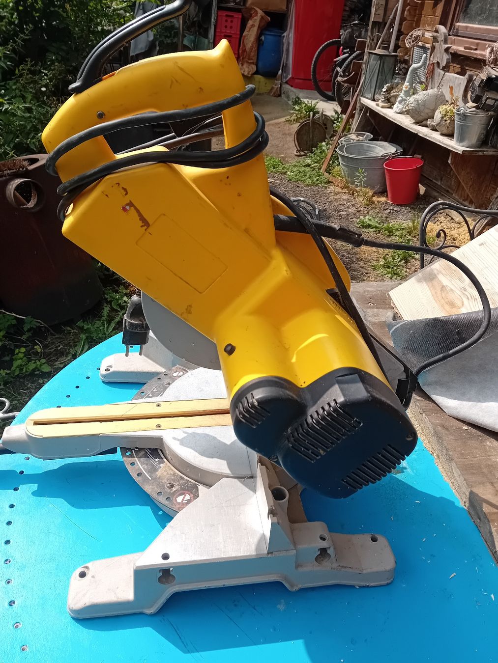 Dewalt Seghe: Kappsäge DEWALT DW707 gebraucht – Usato da Horgen venduto da von_g7nl 1
