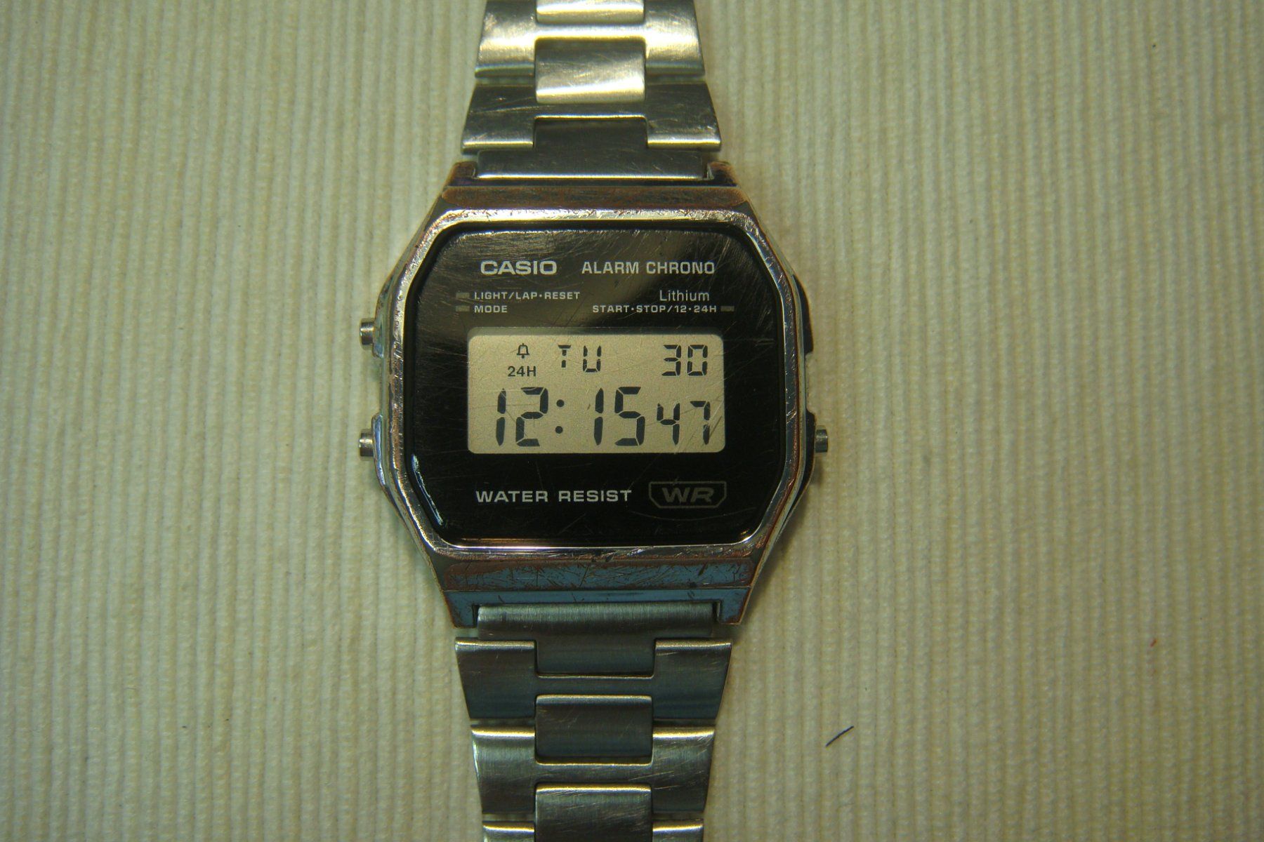 Casio Montres: CASIO A158WE – D'occasion à Emmenbrücke par kuhn4951