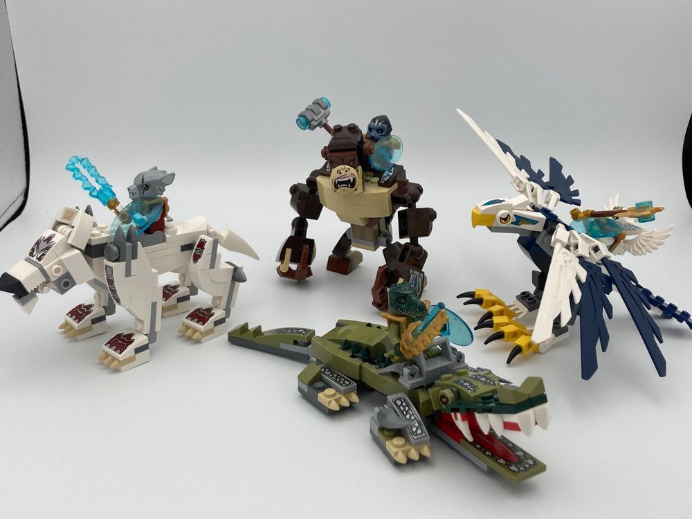 Lego Jouets: Lego Chima 4 berittene Tiere(Wolf, Gorilla, Adler, Krokodil) – D'occasion à Obersteckholz par Uhren_Haendler
