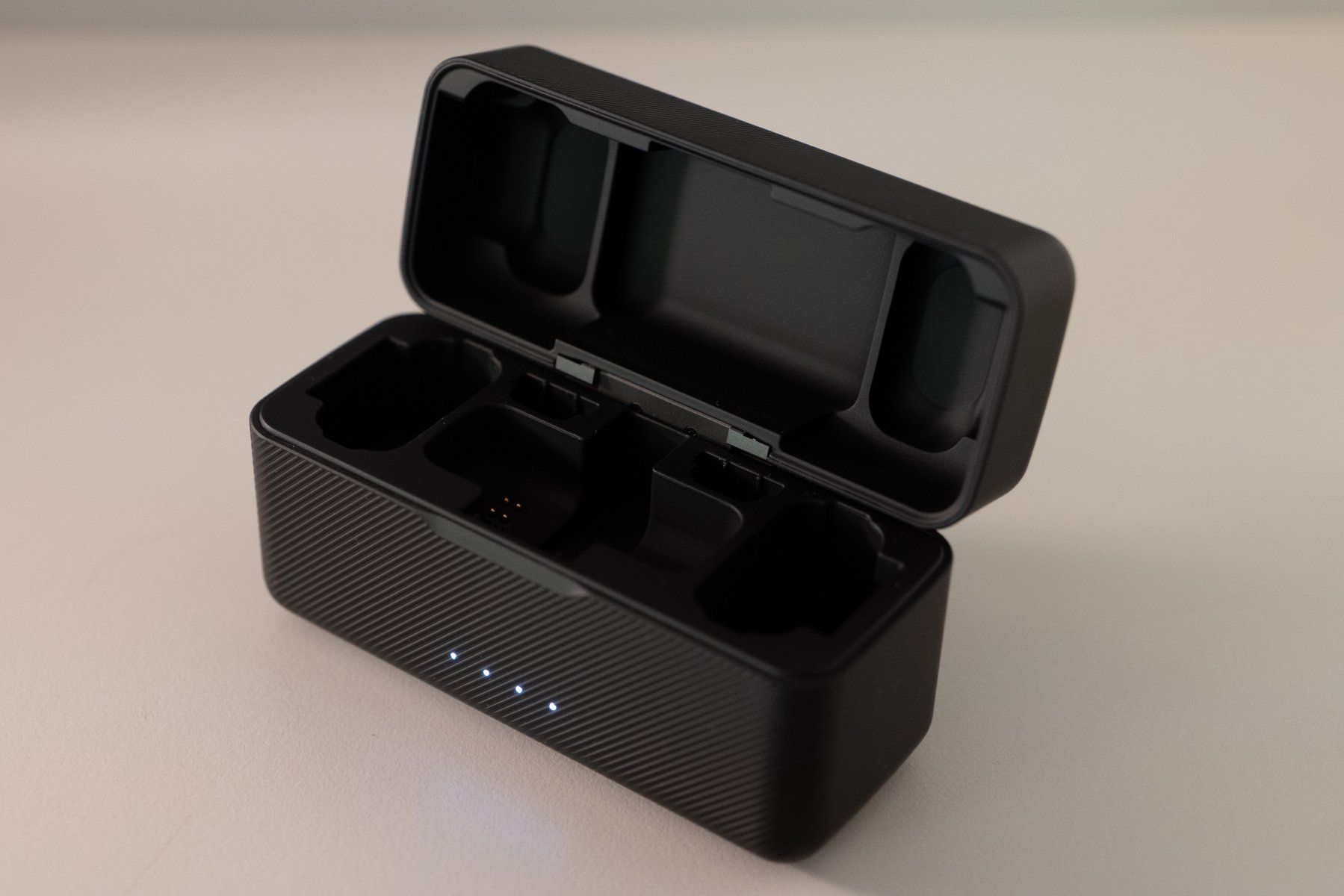 DJI Mikrofone: DJI Mic (2 TX + 1 RX + Charging Case) – Gebraucht aus Walterswil SO von BornRider 3