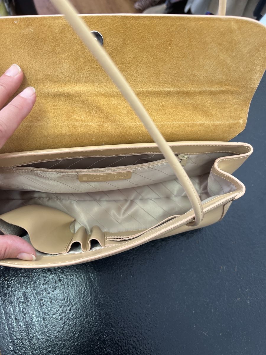 Sacs femmes: Em-el Tasche neu – D'occasion à Olten par AtelierSecondhand23 3