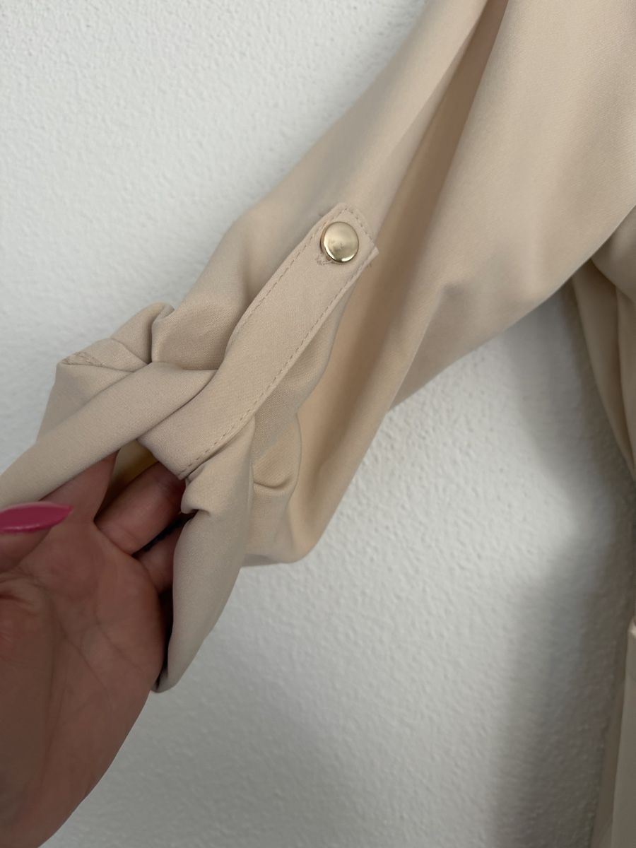 Manteaux: Wunderschöne Damen Übergangsjacken in Beige & Hellblau – D'occasion à Hägglingen par Raff_Ella 1