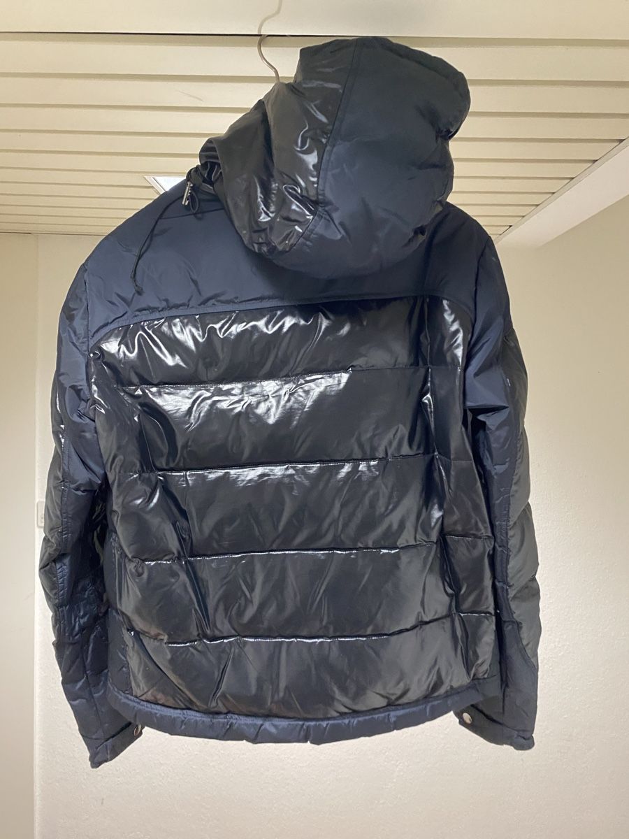 Gucci Jacken: Gucci Daunen Jacke 48 – Gebraucht aus Zug von OJ1212