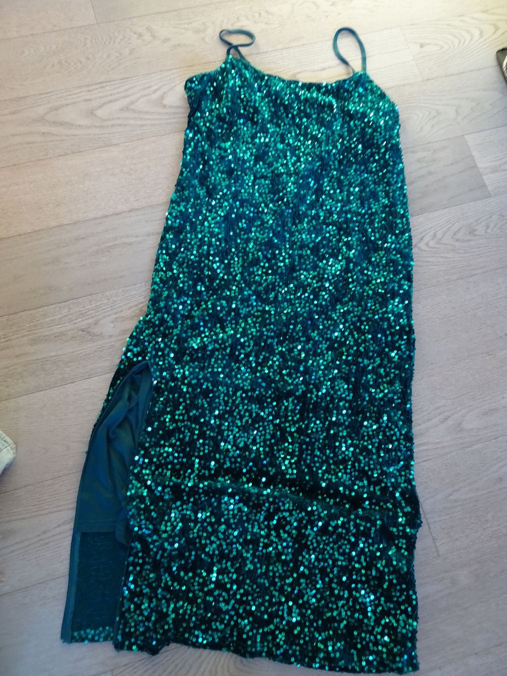 Vestiti: Pailettenkleid grün, lang Gr. 46 – Nuovo (secondo la descrizione) da Winterthur venduto da Riiita 2