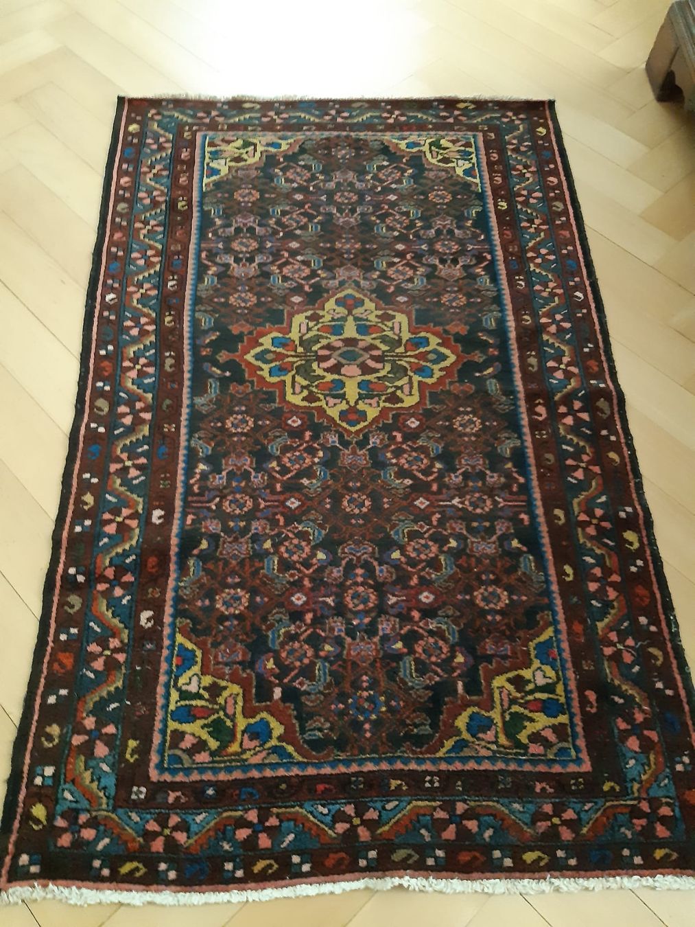 Tappeti: Tapis d'Orient – Usato da Le Locle venduto da Maria.222 1