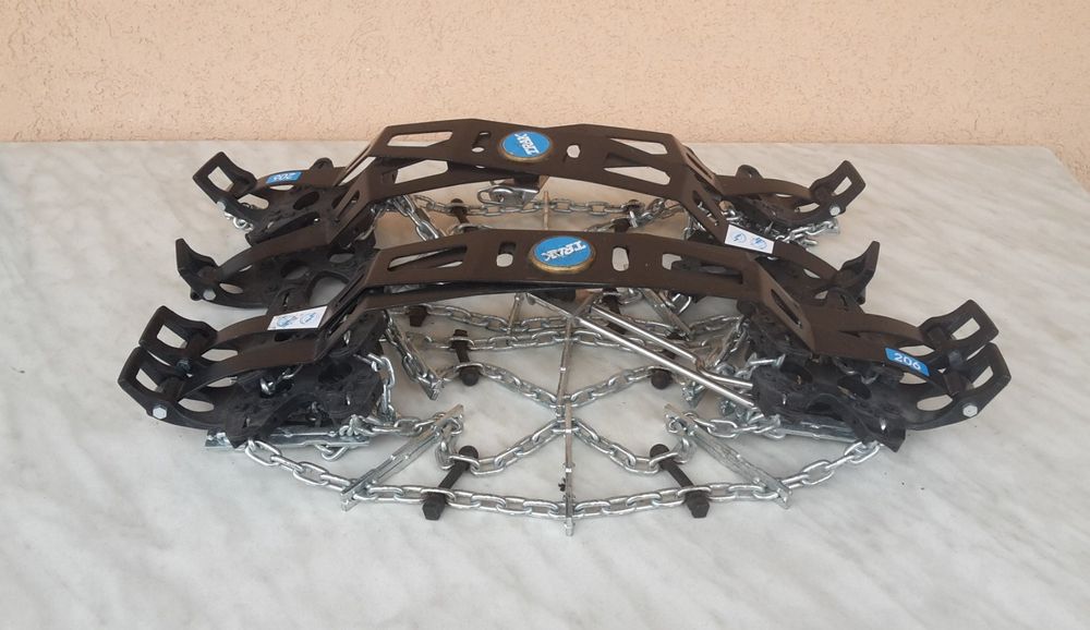 chaines à neiges Trak 206 neuf + 2 fix trap17 mm ou 19 mm (Neuf (Voir ...