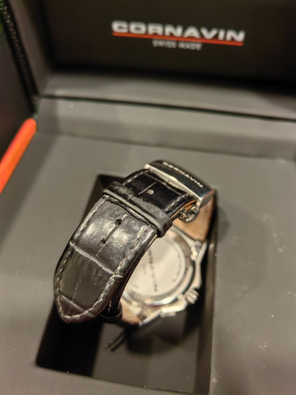 Orologi: Cornavin diamond quartz – Usato da Unterseen venduto da SONY-CoolGo 4