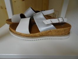 NEUE Keil-Sandalette von Varese weiss-silber Gr. 37 - 241030