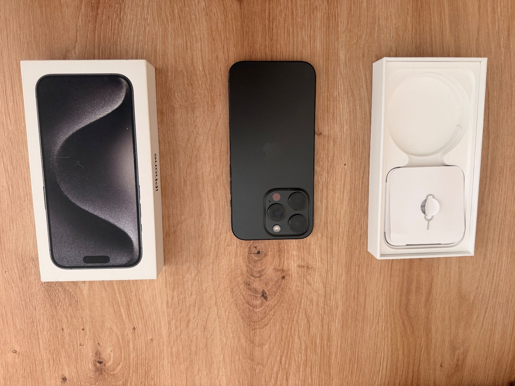 Apple Handys / Smartphones: Iphone 15 Pro 128GB – Gebraucht aus Denges von rob_2twh