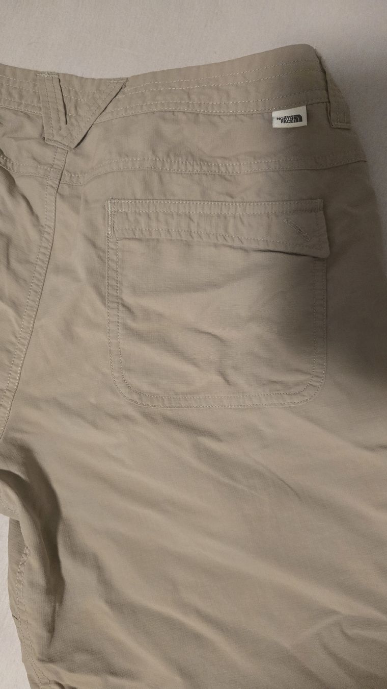 North Face Pantaloni: Shorts The North Face – Usato da Spreitenbach venduto da Frenk_pops 4