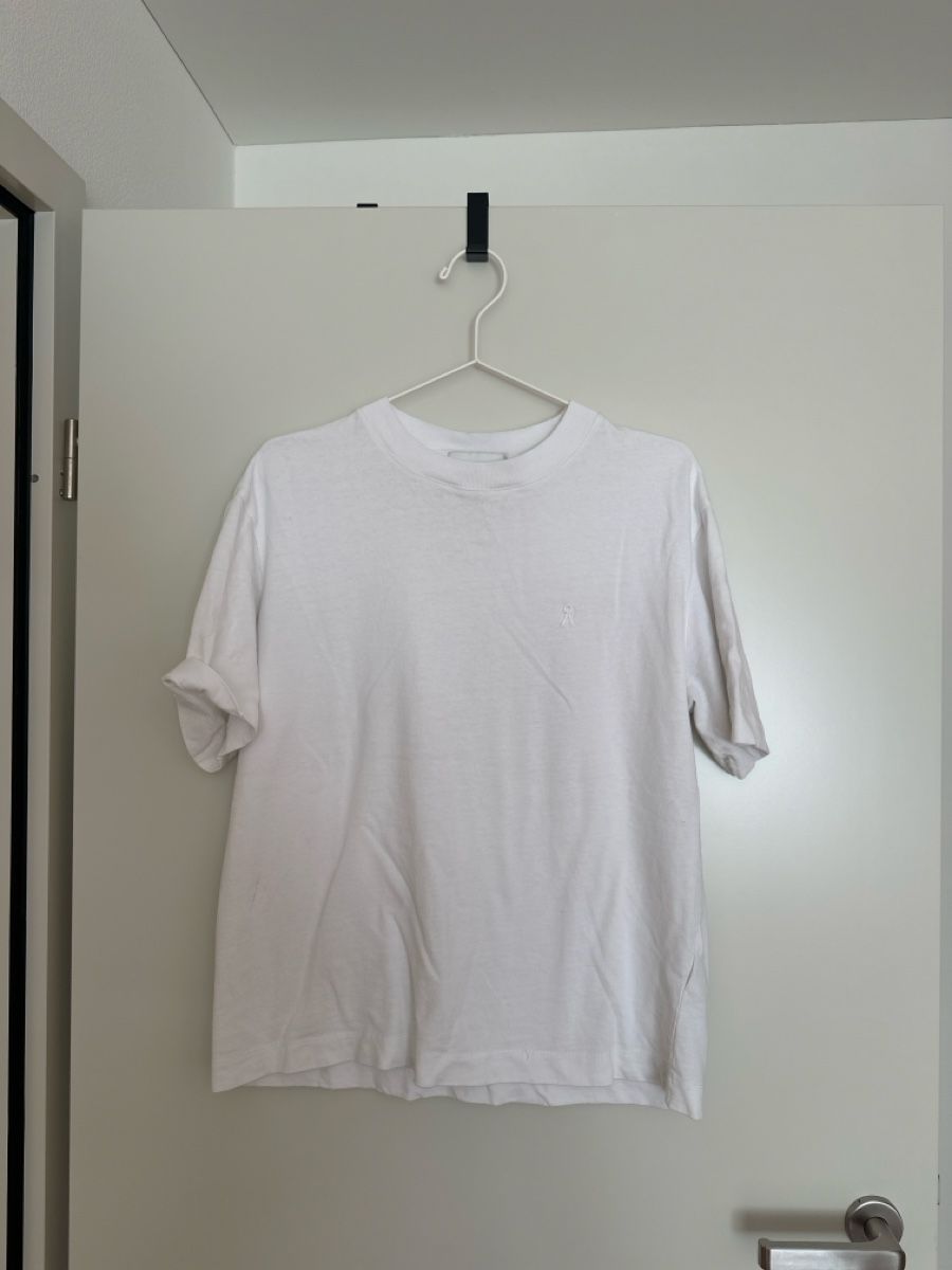 Armedangels T-shirt: Armed Angels Shirt – Usato da Luzern venduto da LauraLynnMeier