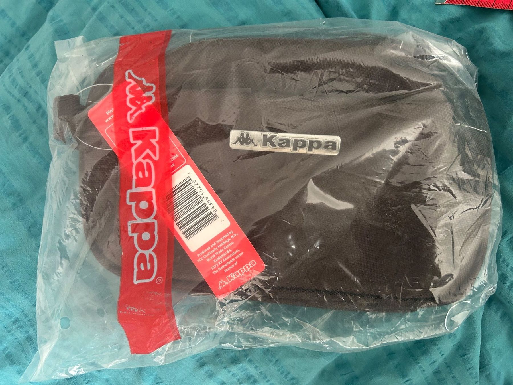 Kappa Trousses de maquillage: Kappa Necessair Neu – Neuf avec emballage d'origine à Zumikon par Uranus88