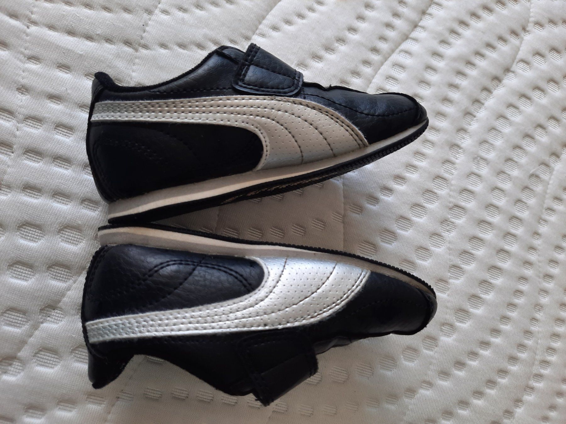 Puma Schuhe für Jungen: Puma Kinderschuhe Gr. 24,  Turnschuhe – Gebraucht aus Eschenbach LU von chriesi67 3