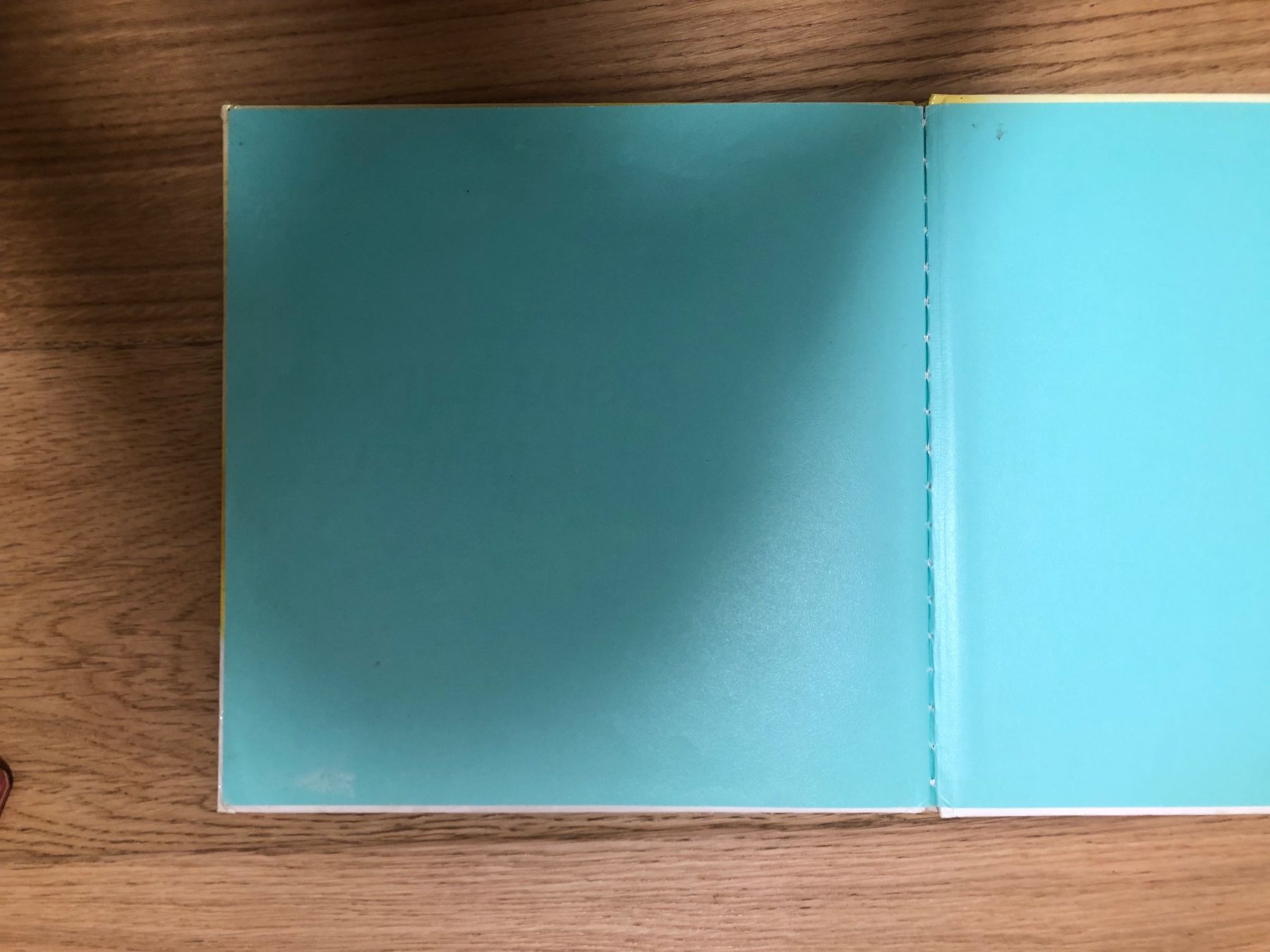 Libri: Hinter dem Hügel – Usato da Ennetbaden venduto da jun_19 1