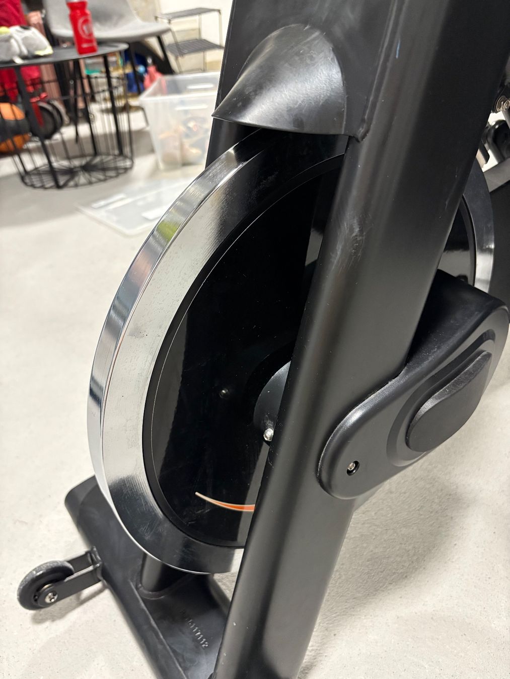 Ruote per filare: Taurus IC 90 Indoor Cycle - Top Zustand - Heimtrainer! – Usato da Sevelen venduto da IronAres 3