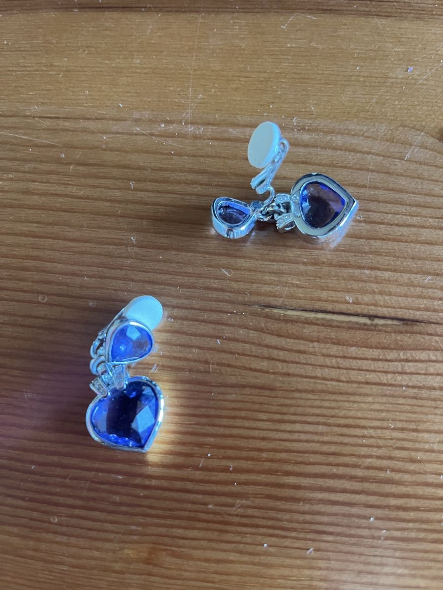 Swarovski Orecchini pendenti & Orecchini a lobo: Violette Ohrclips Swarovski – Usato da Saanen venduto da SoniaMichaela 2