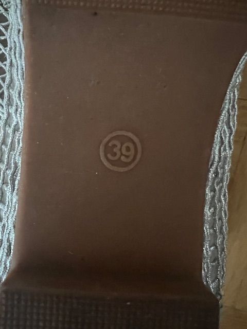 Scarpe da donna: Leichte Sommerschuhe Gr. 39 – Nuovo (secondo la descrizione) da Walenstadt venduto da ricamul 6