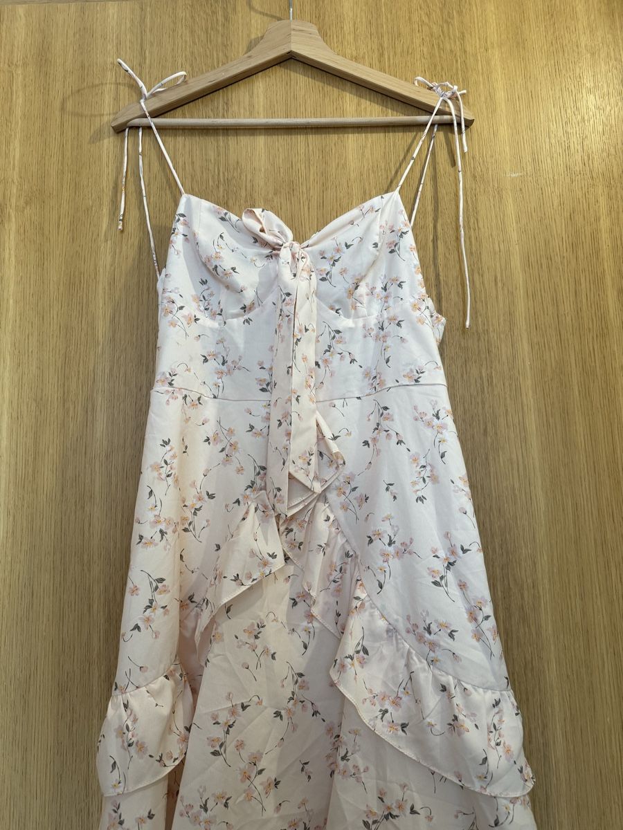 Kleider: Sommerkleid – Gebraucht aus Grindelwald von Loredana_Crescente