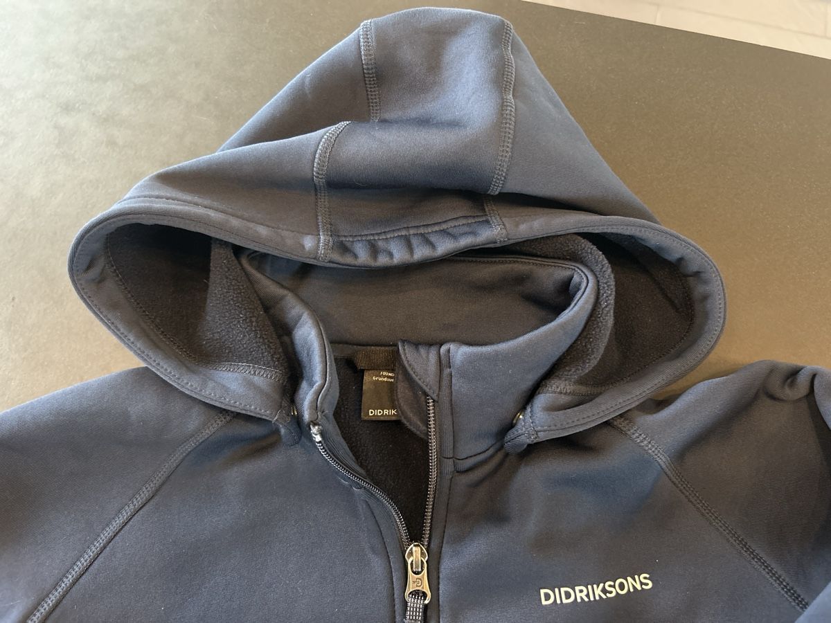 Didriksons Maglioni & Felpe: Fleecejacke/Pullover Didriksons 140 neuwertig – Usato da Benken ZH venduto da Pinot2015 2