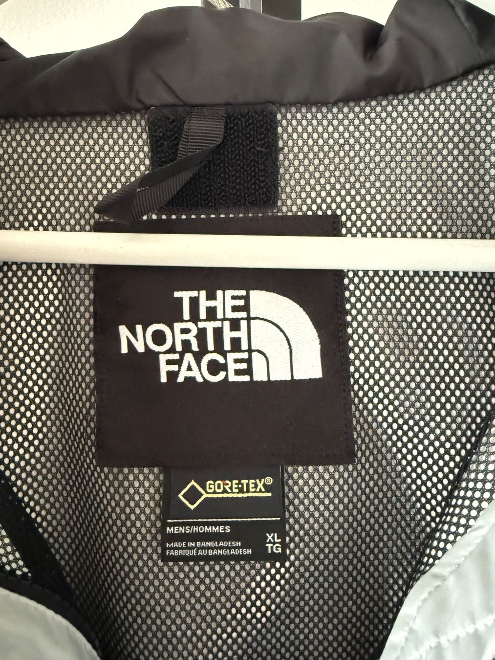 North Face Giacche: The North Face 1994 Gore-Tex Light Mountain Jacket – Usato da Worb venduto da le_castor 2