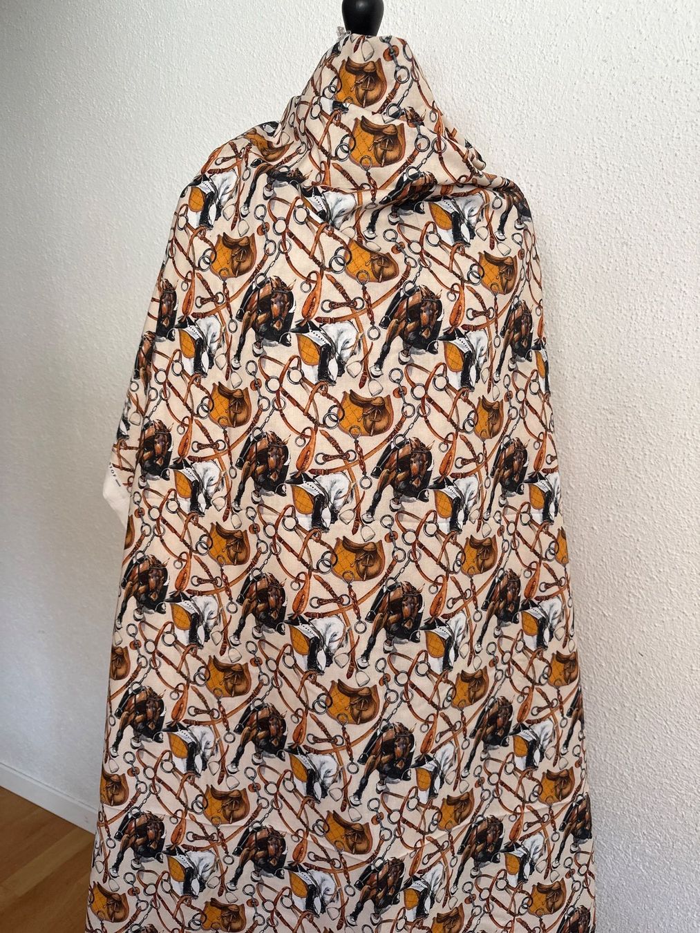 Stoffe: Baumwollstoff 2,8m – Neu (gemäss Beschreibung) aus Bad Zurzach von Anabenae