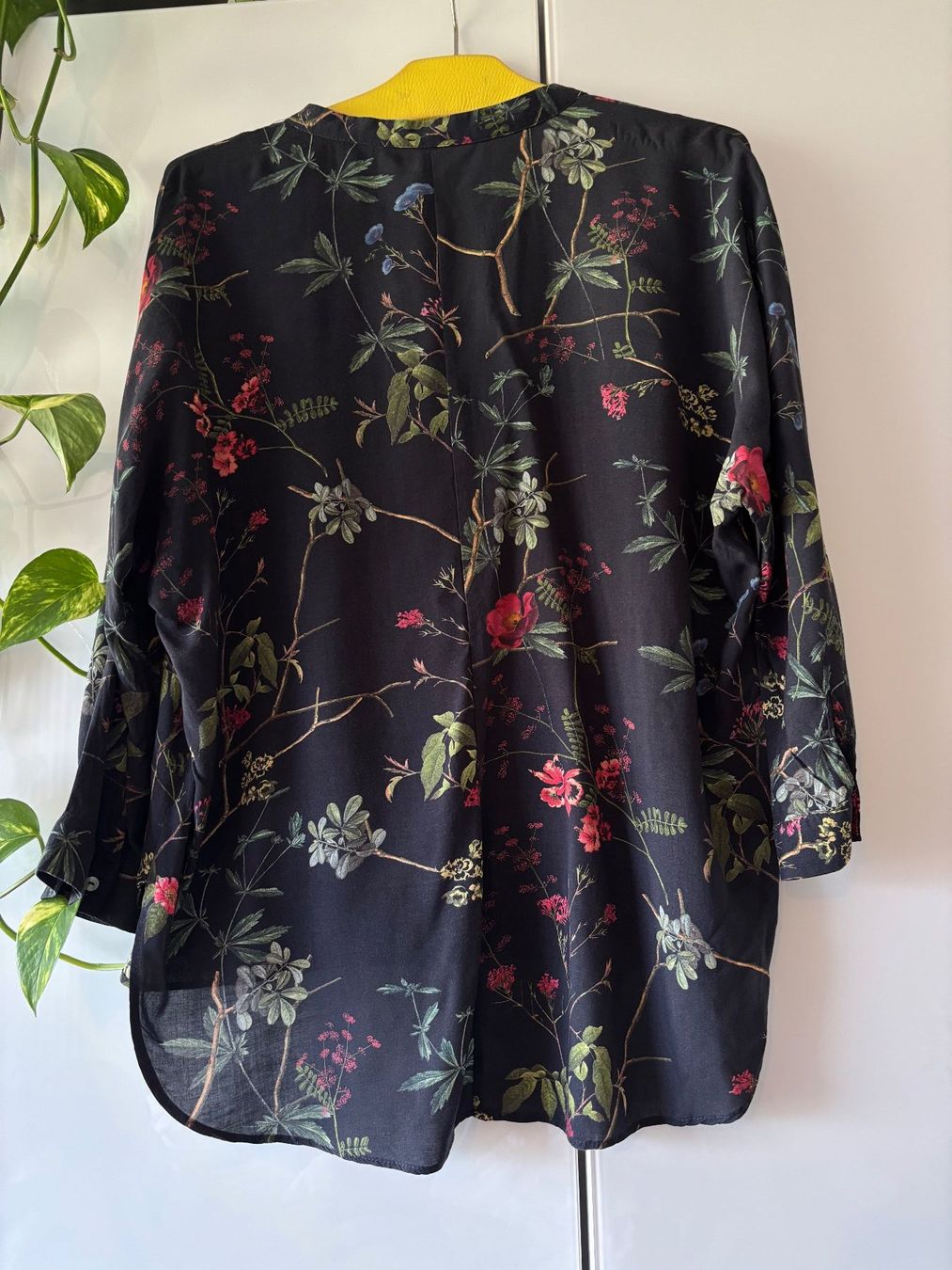Blusen: Leichte Bluse mit Blumen ca. Gr. M – Gebraucht aus Zürich von missmodernage 3