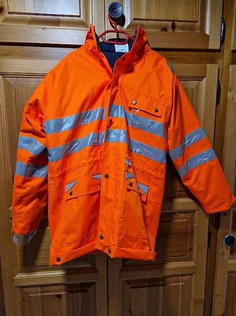 Arbeitsjacke mit herausnehmbaren Innenfutter