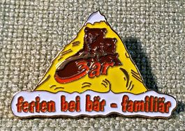 O165 - Pin  Bär Matterhorn ferien bei bär - familiär