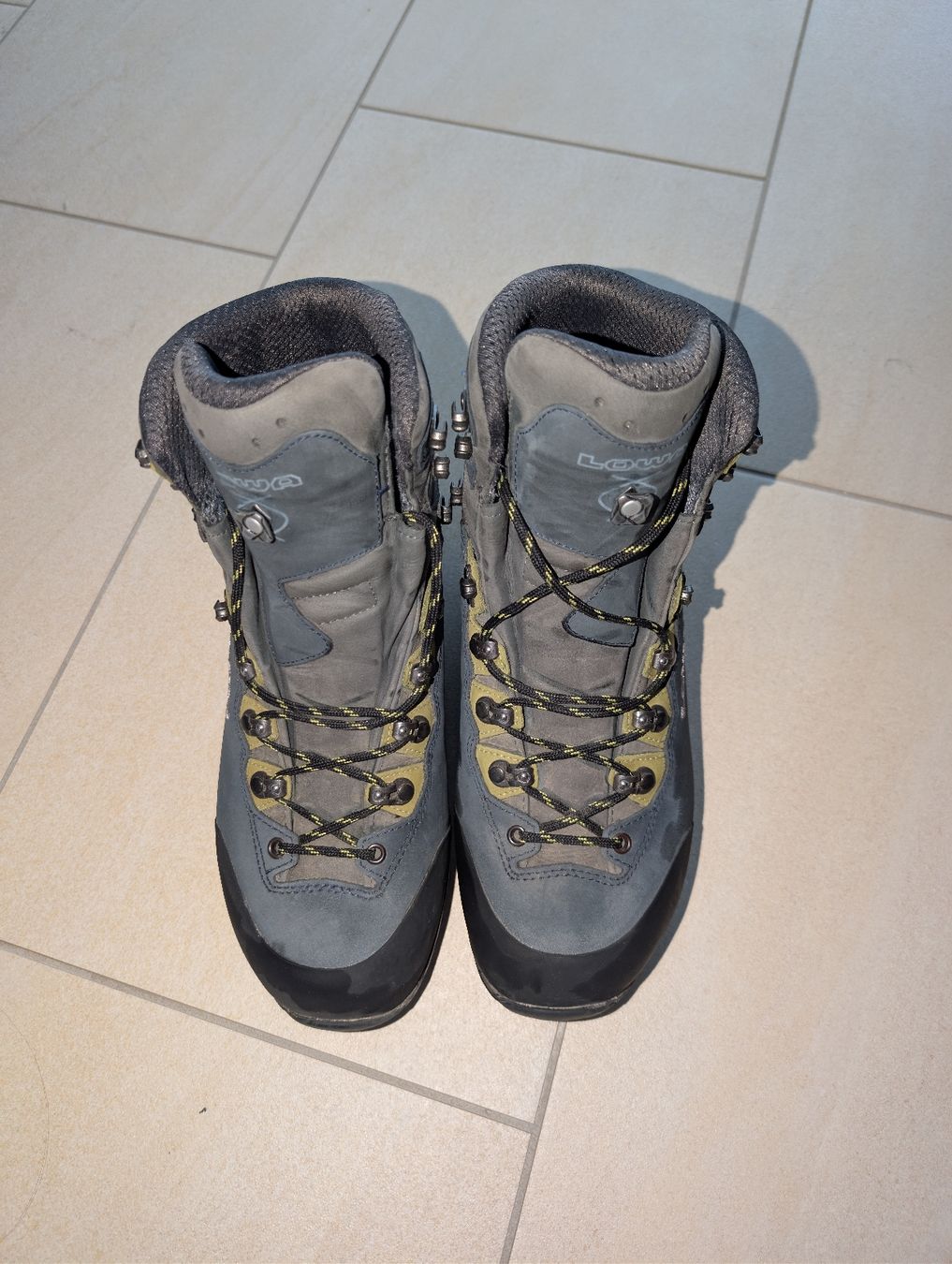 Lowa Scarpe da uomo: Lowa Camino EVO GTX – Nuovo (secondo la descrizione) da Laufen venduto da zum_z9hs 1