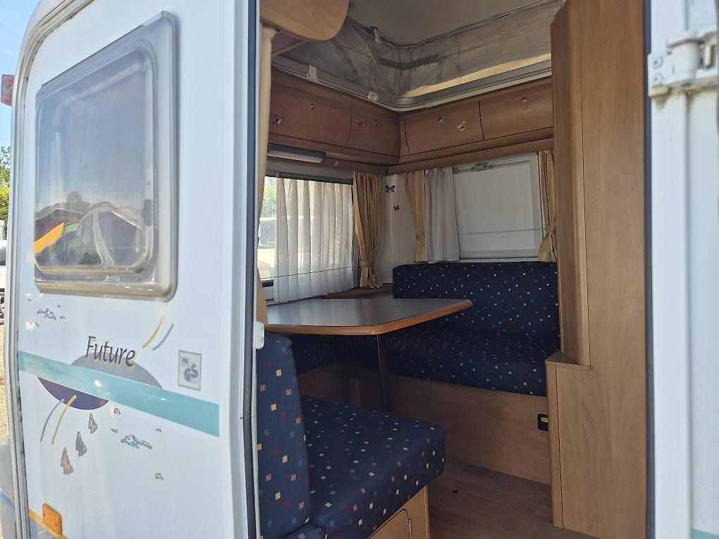 Camping Fahrzeuge: Hymer Wohnwagen Hubdach Top Zustand  – Gebraucht aus Schwadernau von MS90s 5