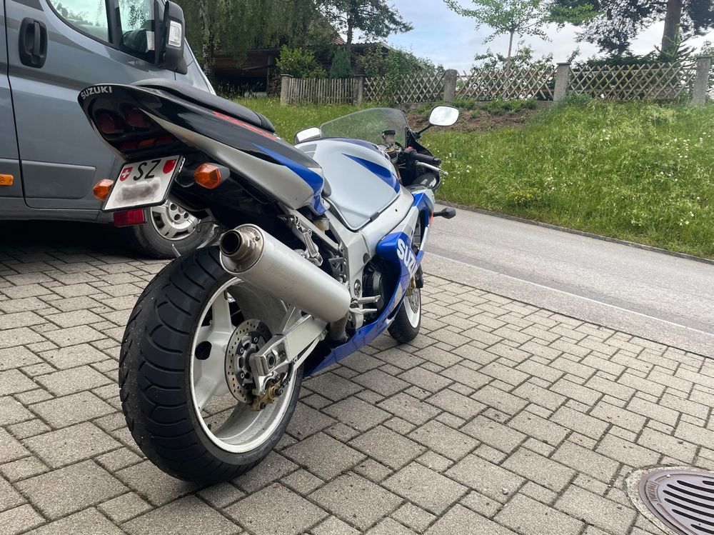 Suzuki Strada: Suzuki GSX-R 1000, Jahr 2002, Top Zustand – Usato da Wangen SZ venduto da cra_75wl 2