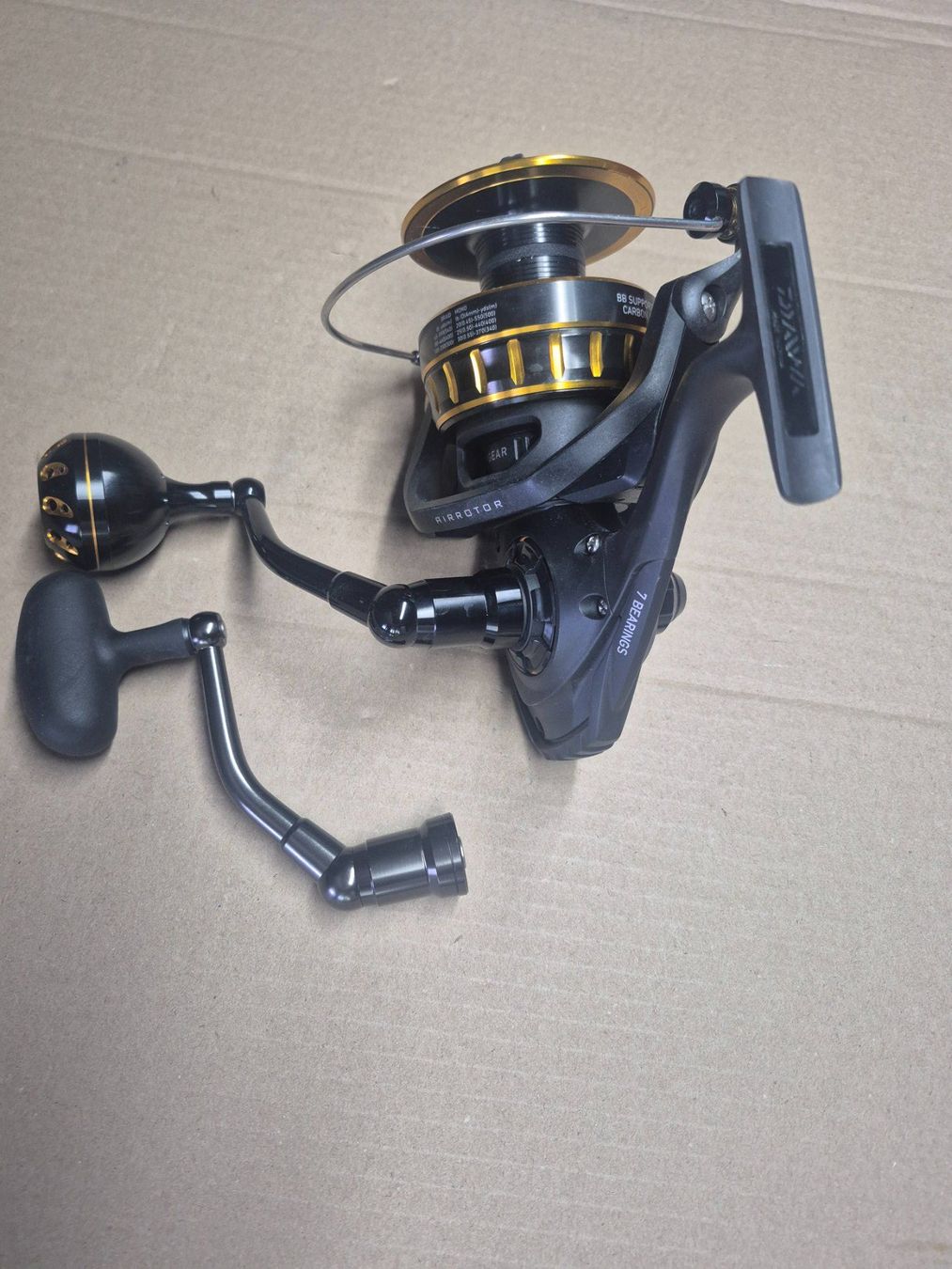 Daiwa Rollen & Spulen: Daiwa 8000BG mit Gomexus Power Kurbel – Gebraucht aus Bigenthal von FSB1 6