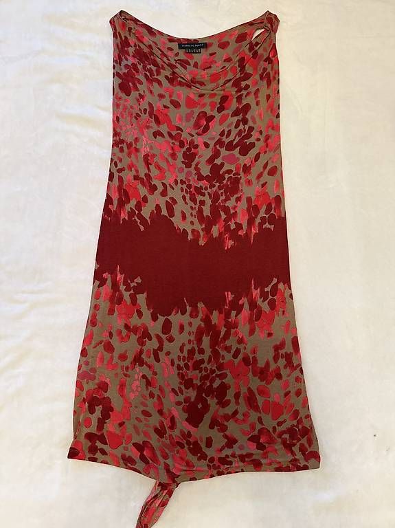 Vestiti: Kleid Rot Isabel De Pedro – Usato da Füllinsdorf venduto da Rivai 1