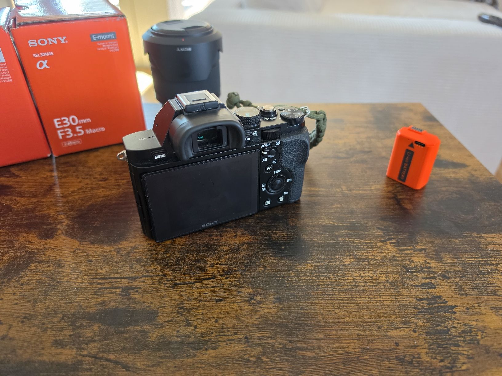 Sony Fotocamera: Sony A7 ILCE-7 + Lens – Usato da Döttingen venduto da mat_dgp8 1