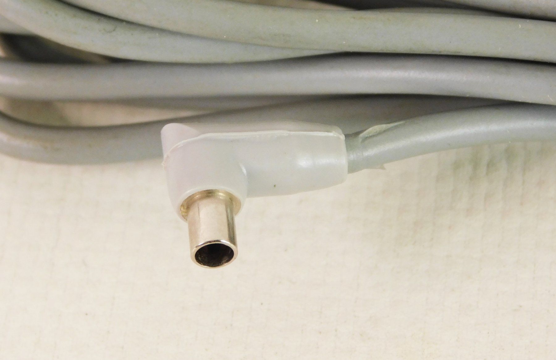 Stecker: Dreifachstecker – Gebraucht aus Emmenbrücke von Ulisse-22 1