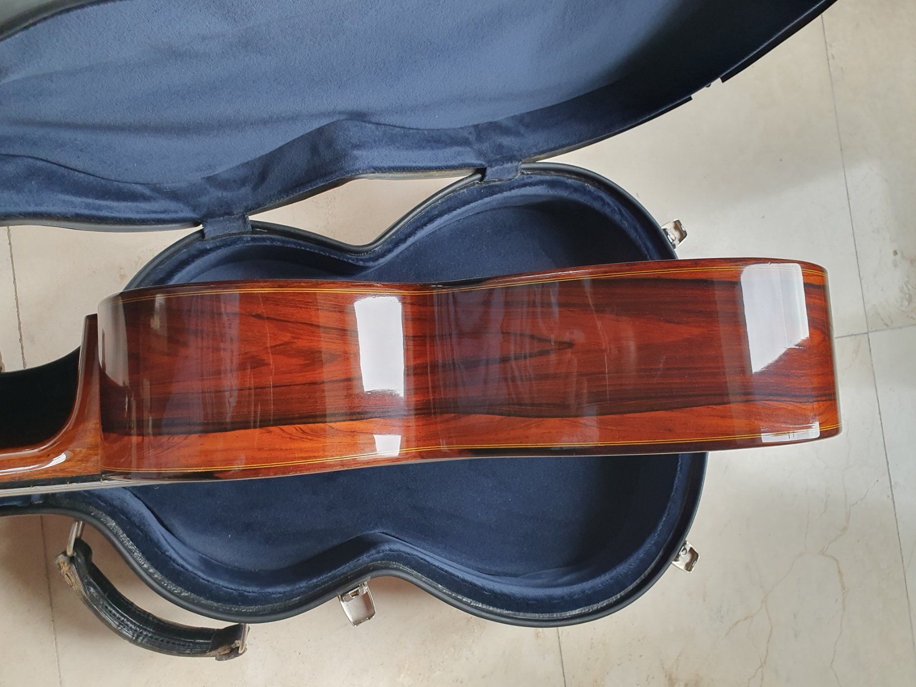 Strumenti musicali: Greg Smallman 1978 prototype! – Usato da Versoix venduto da pat59see 8