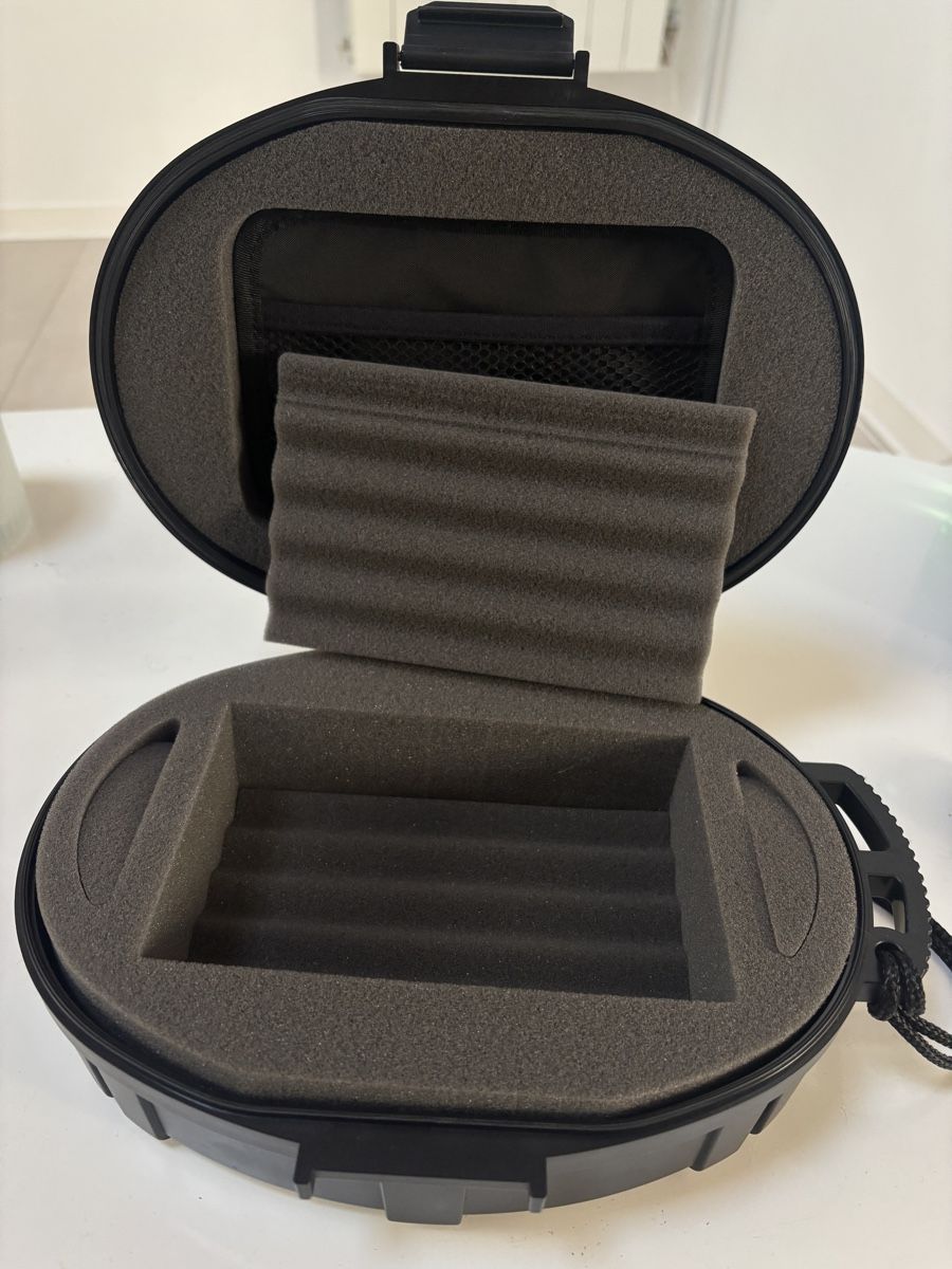 Humidore: Camacho Cigar Case Black Hard Shell Like New – Neu (gemäss Beschreibung) aus Genolier von adr_rph7 2