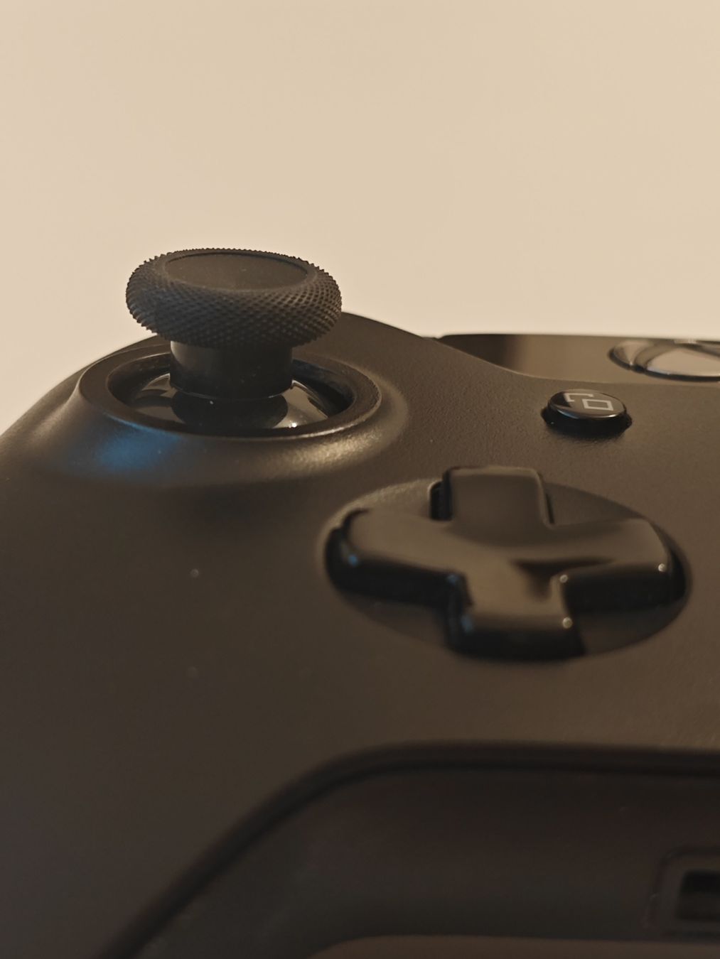 Microsoft Manettes: XBOX ONE WIRELESS CONTROLLER – D'occasion à Wettingen par Rostrs 2