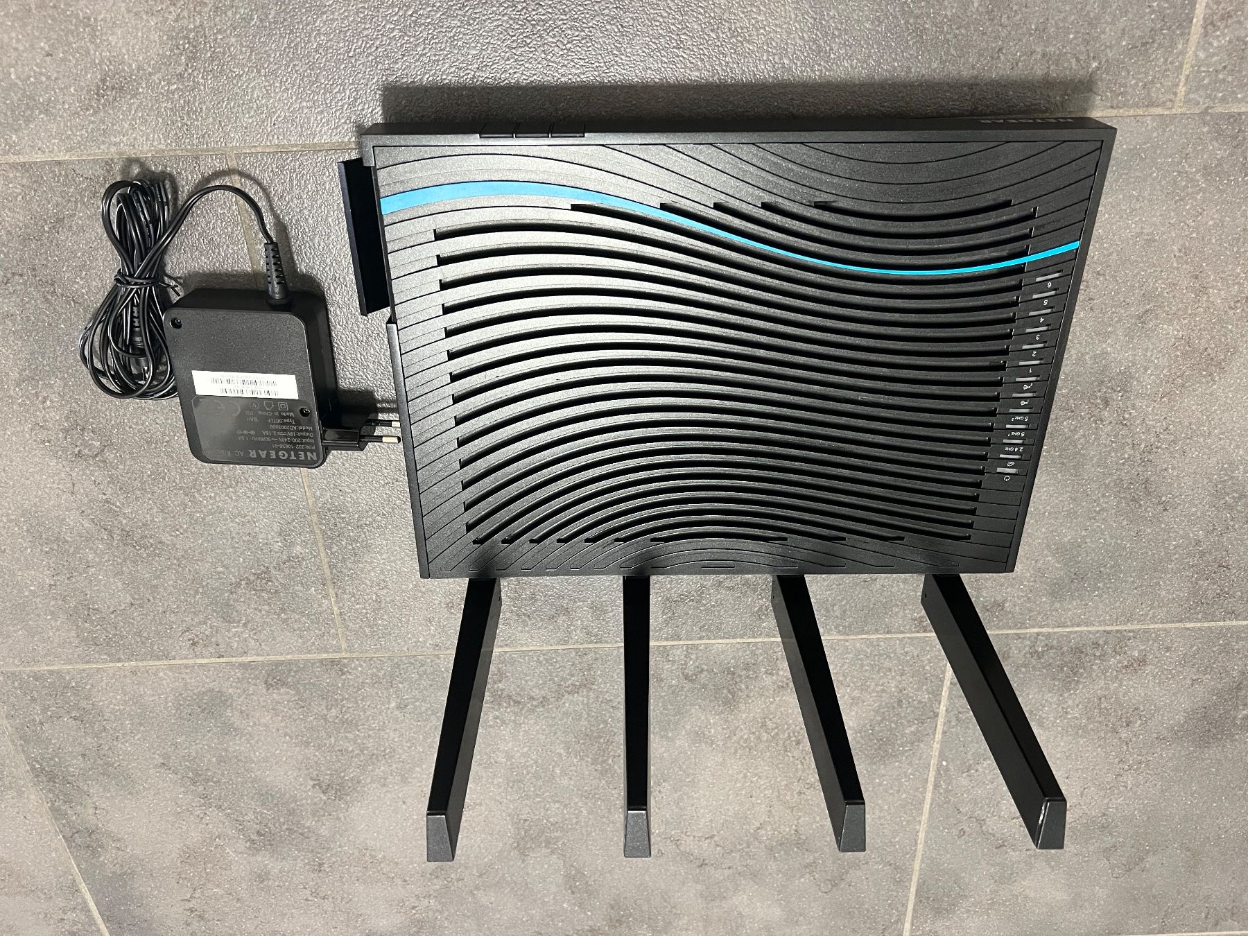 Netgear Modems & Router: Router Netgear R8500 Nighthawk X8 – Gebraucht aus Spreitenbach von nikix94 3