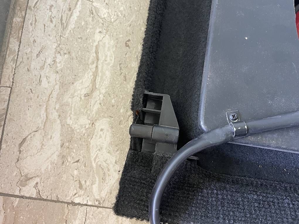 Alle Autoersatzteile: Hutablage VW Golf 2 – Gebraucht aus Oberuzwil von paddy031 2