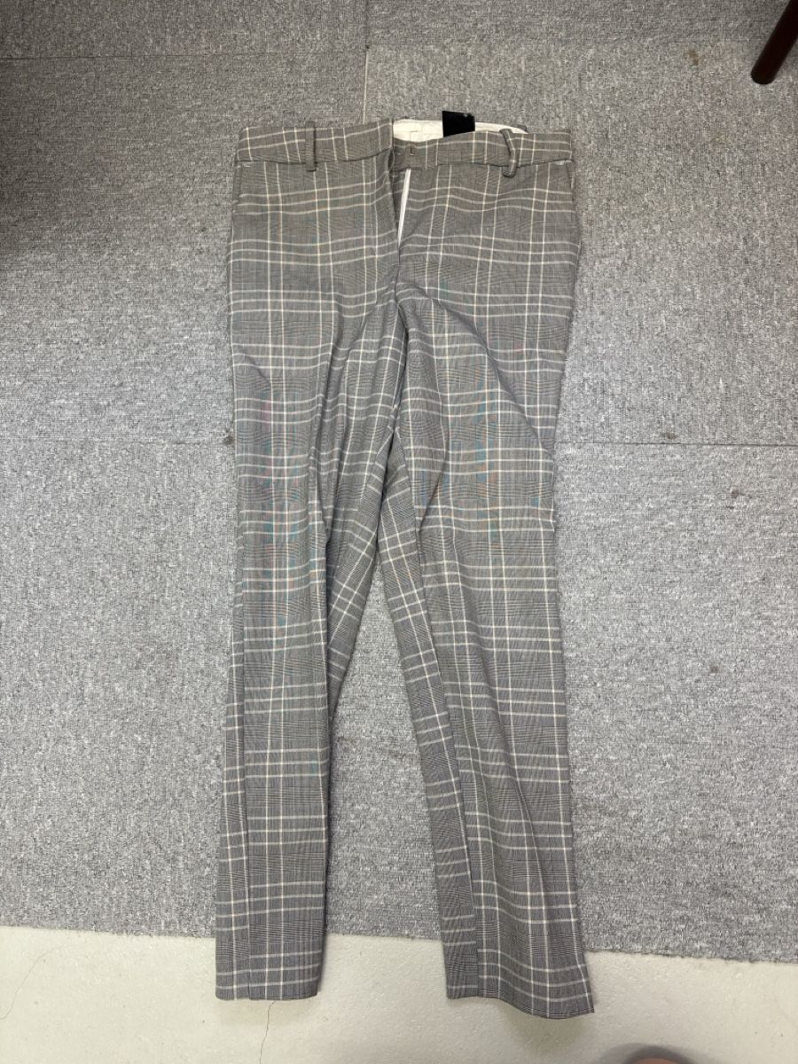 H&M Hosen: karrierte h&m stoffhose, grösse 38 – Gebraucht aus Goldach von Pw1427