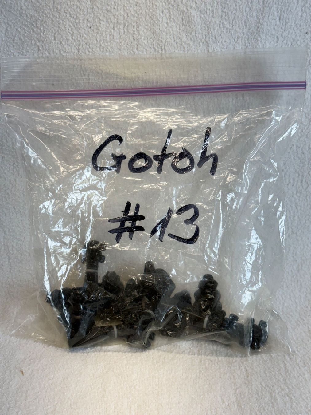 Musikinstrumente: Gotoh Skull Tuner black – Gebraucht aus Brügg BE von Busima 3
