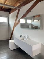 Ausstellungsbad Laguna Weiss