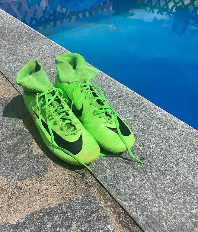 Herrenschuhe: Chaussures de foot – Gebraucht aus Marsens von suz_gn8v 2