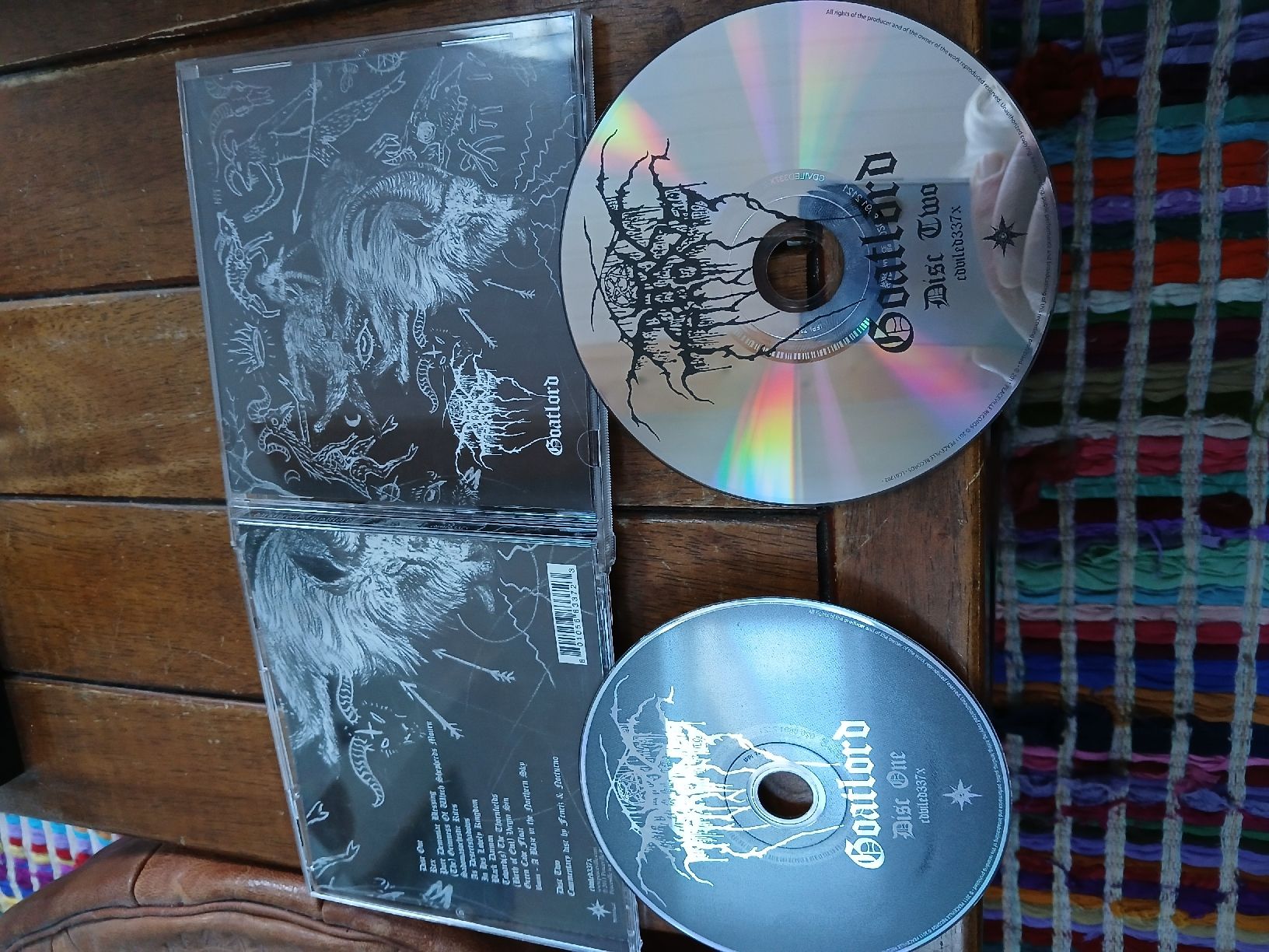 CD: darkthrone- goat...(2 cd) – Usato da St-Cergue venduto da VeganWarrior
