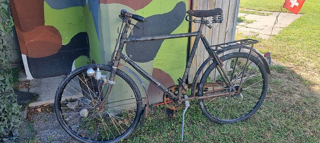 Velos: Original Schweizer Militär Velo – Defekt aus Rheineck von inf_kv7d 1