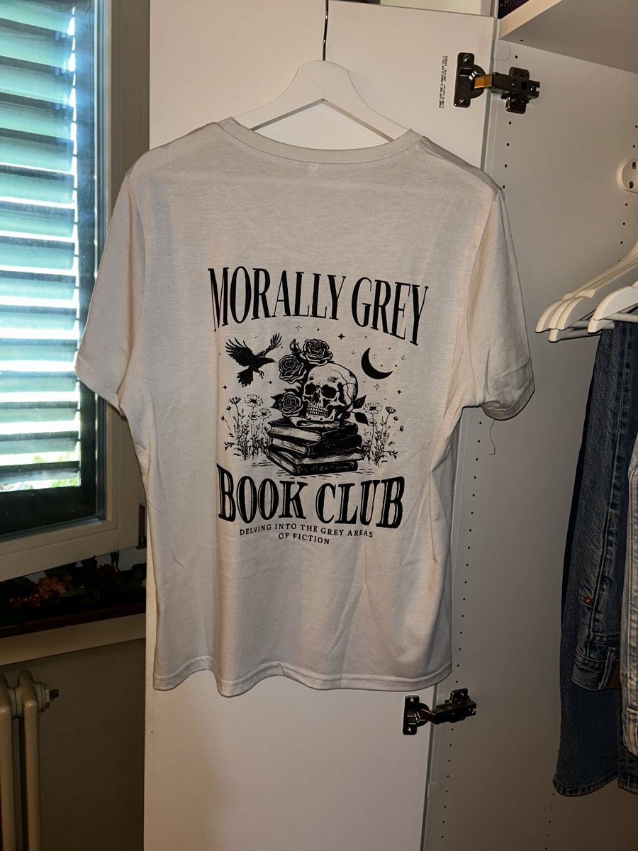 T-shirts: Bookish Shirt – D'occasion à Pfäffikon ZH par Proganeer 1