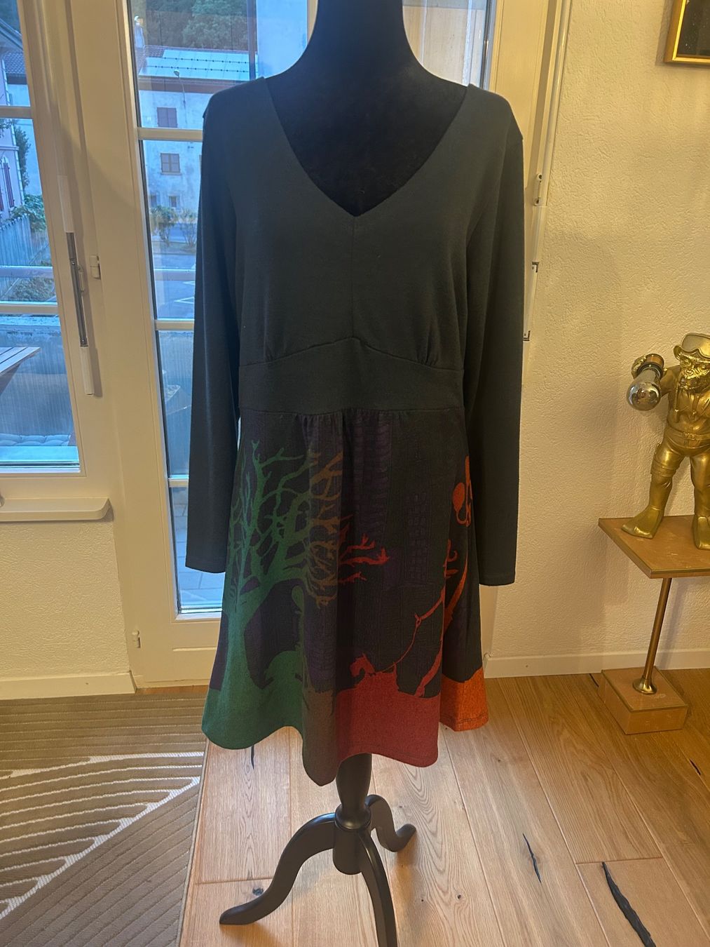 Kleider: Robe grise – Neu (gemäss Beschreibung) aus Val-d'Illiez von Dombou